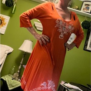 💰Orange embroidered handkerchief mini dress - Size M